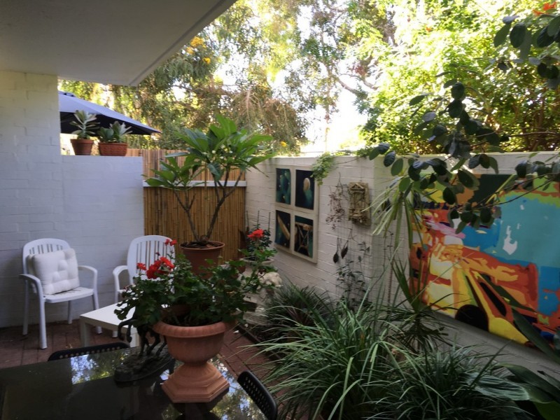 1/303 Cambridge Street, Wembley WA 6014