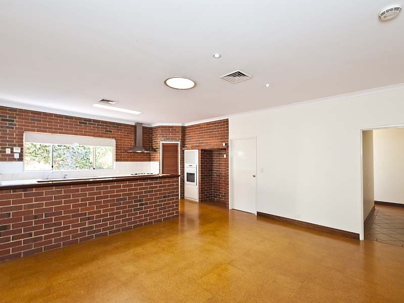 27 Essex Street, Wembley WA 6014