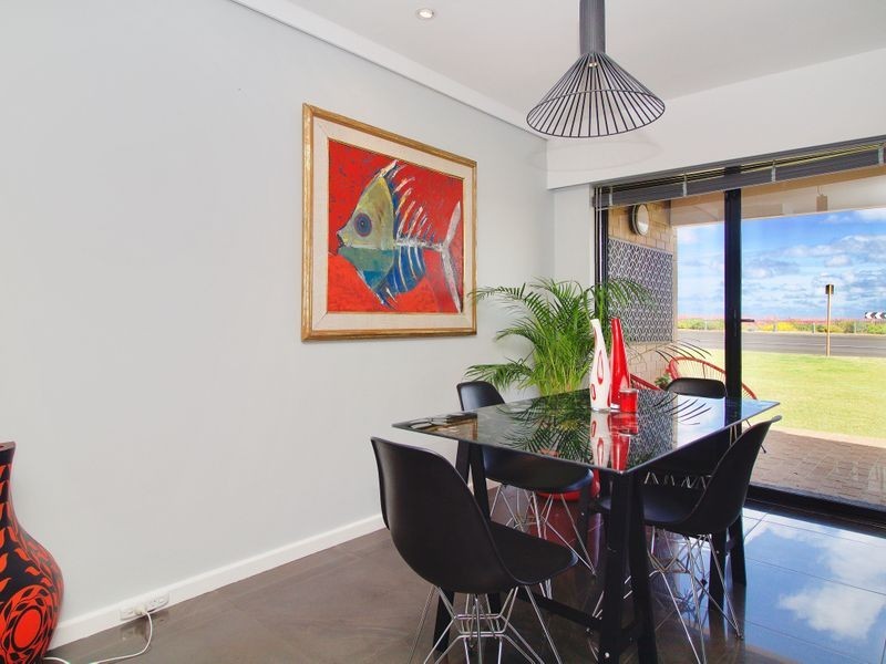 9/154 Arcadia Drive, Shoalwater WA 6169