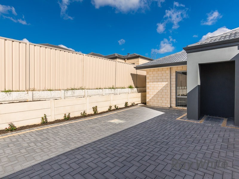 11C Rotherfield Road, Westminster WA 6061