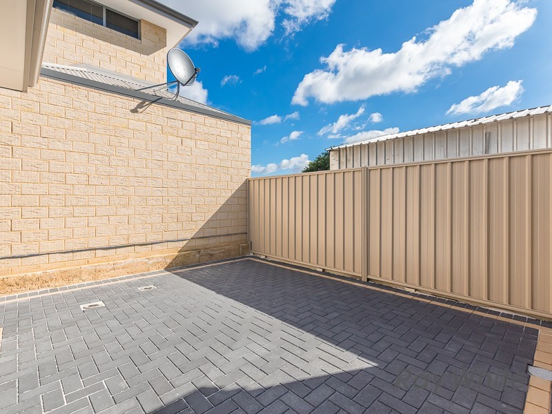 11C Rotherfield Road, Westminster WA 6061