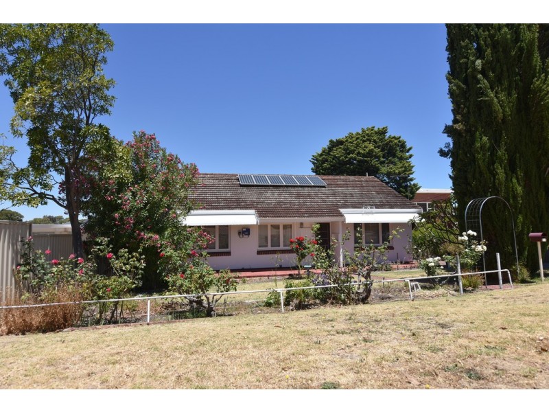 67 Coleman Cres, Melville WA 6156