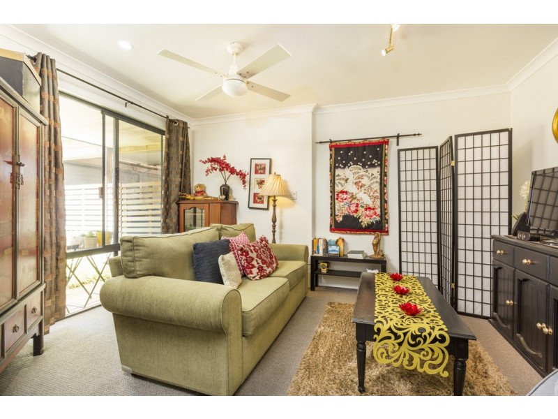 27 Beedelup Loop, Bibra Lake WA 6163