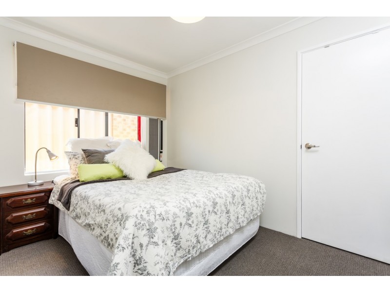 27 Beedelup Loop, Bibra Lake WA 6163