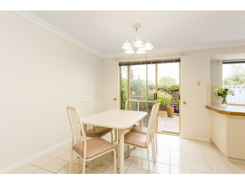 4/22 Fletcher St, Applecross WA 6153