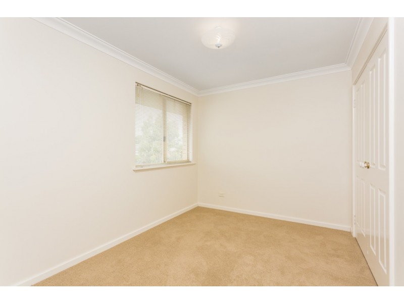 4/22 Fletcher St, Applecross WA 6153