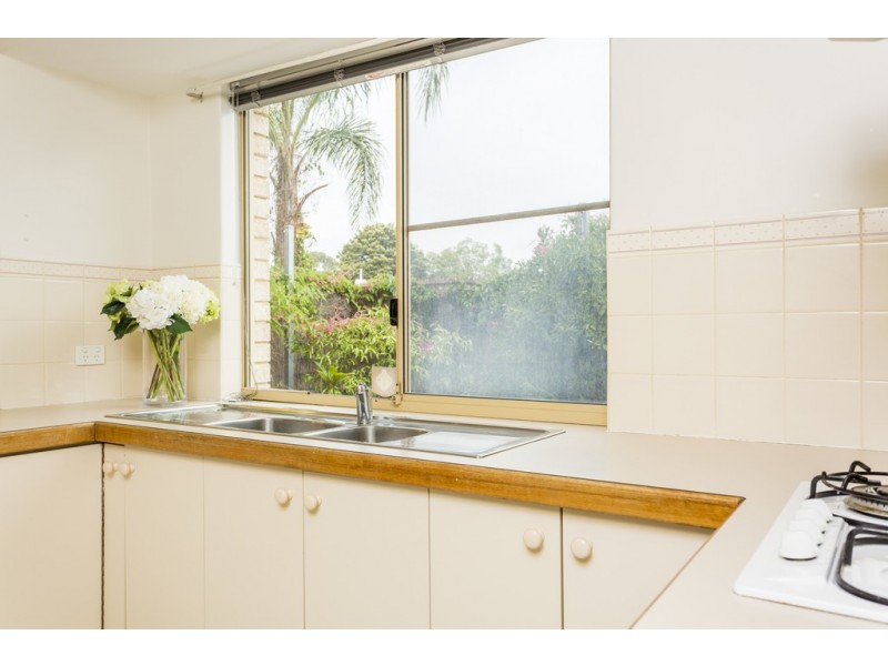 4/22 Fletcher St, Applecross WA 6153