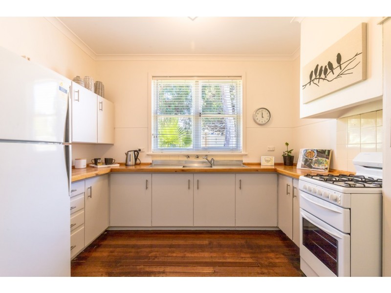 1 Bassett Street, Willagee WA 6156