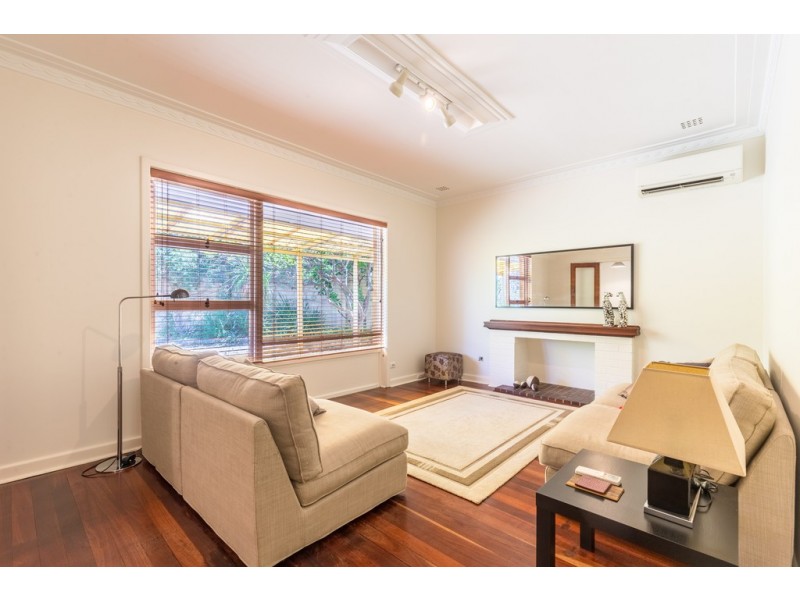 1 Bassett Street, Willagee WA 6156