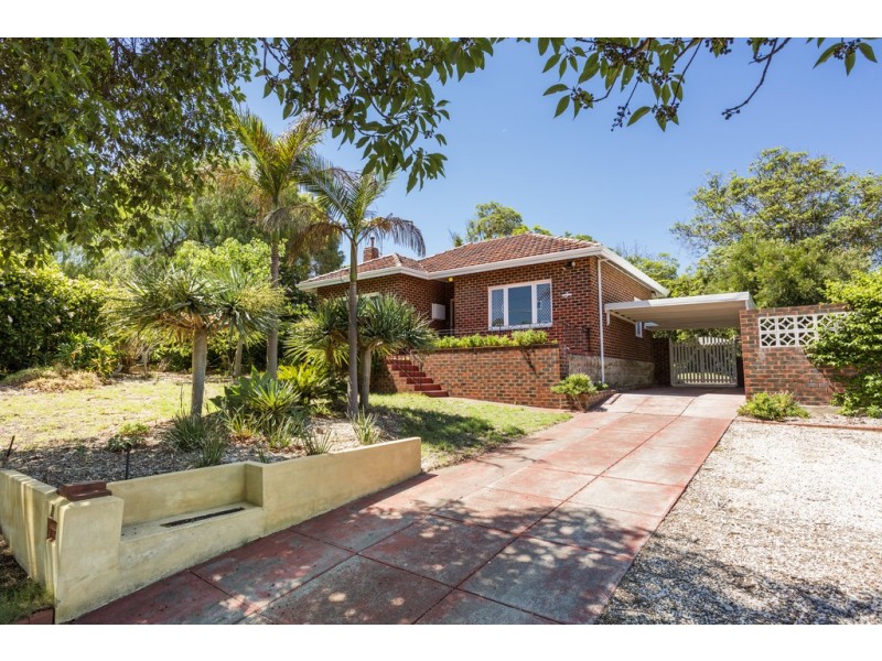 3 Bassett St, Willagee WA 6156