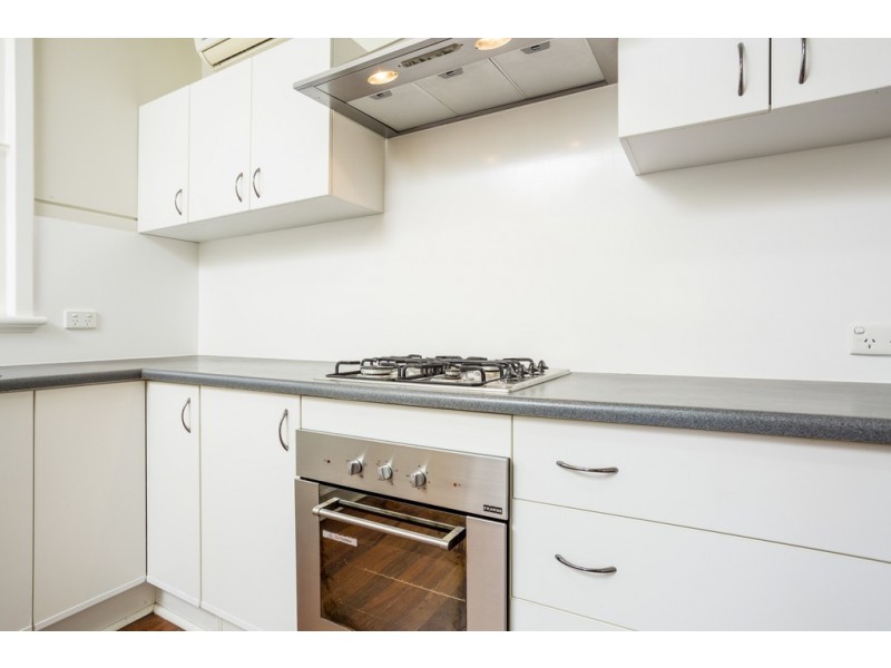 3 Bassett St, Willagee WA 6156