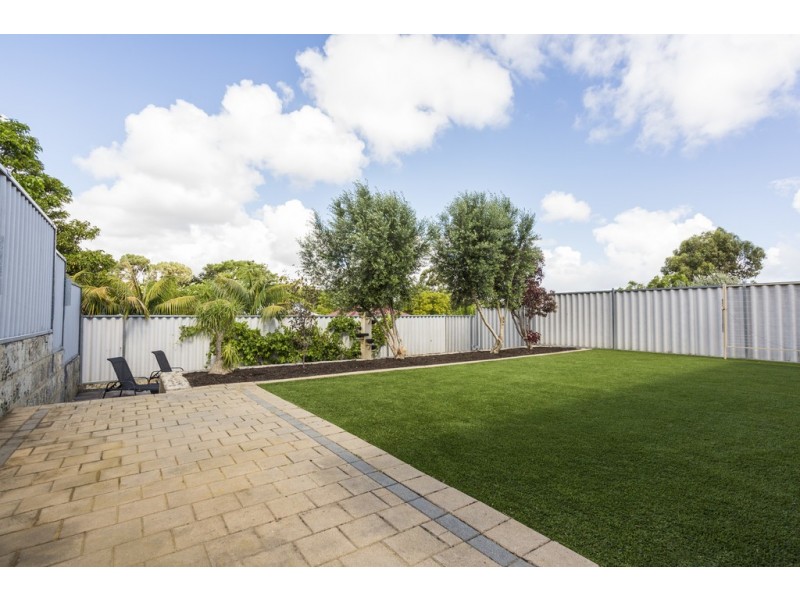 13 Milroy Street, Willagee WA 6156