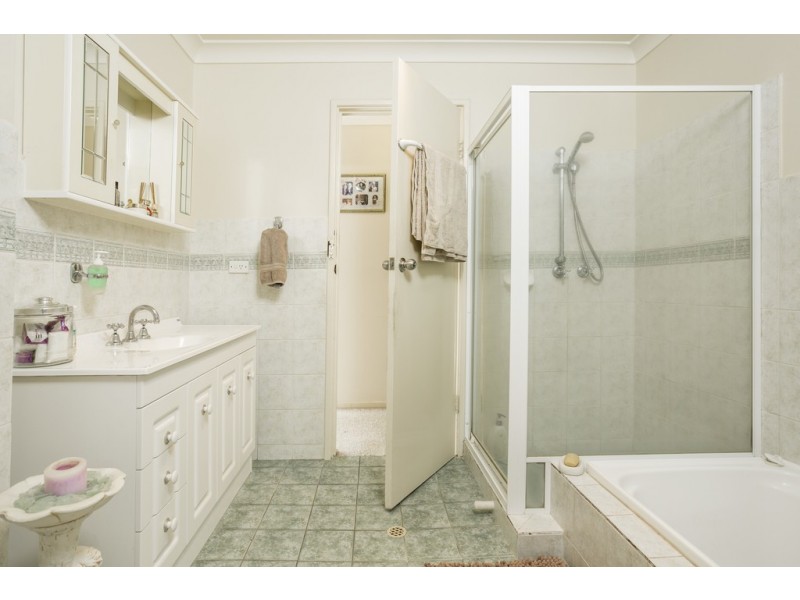 12 Petterson Ave, Samson WA 6163