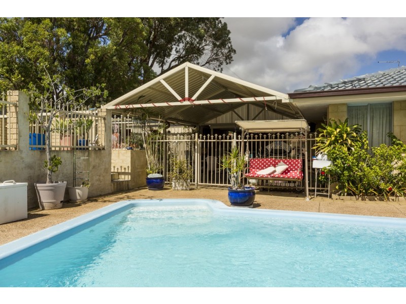 12 Petterson Ave, Samson WA 6163