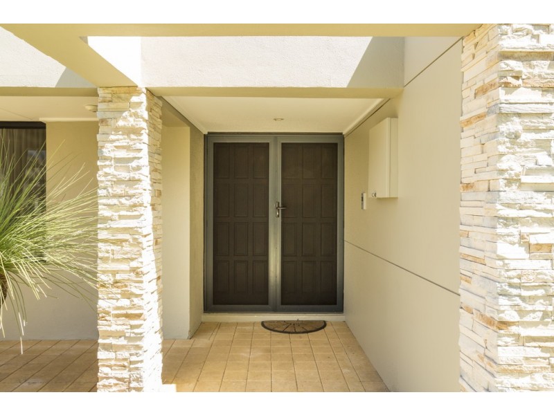 11 Fletcher St, Applecross WA 6153