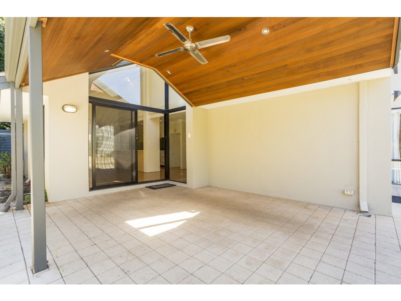 11 Fletcher St, Applecross WA 6153