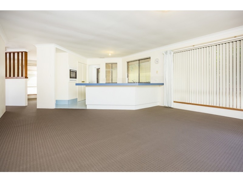 12 Bradley Ct, Samson WA 6163