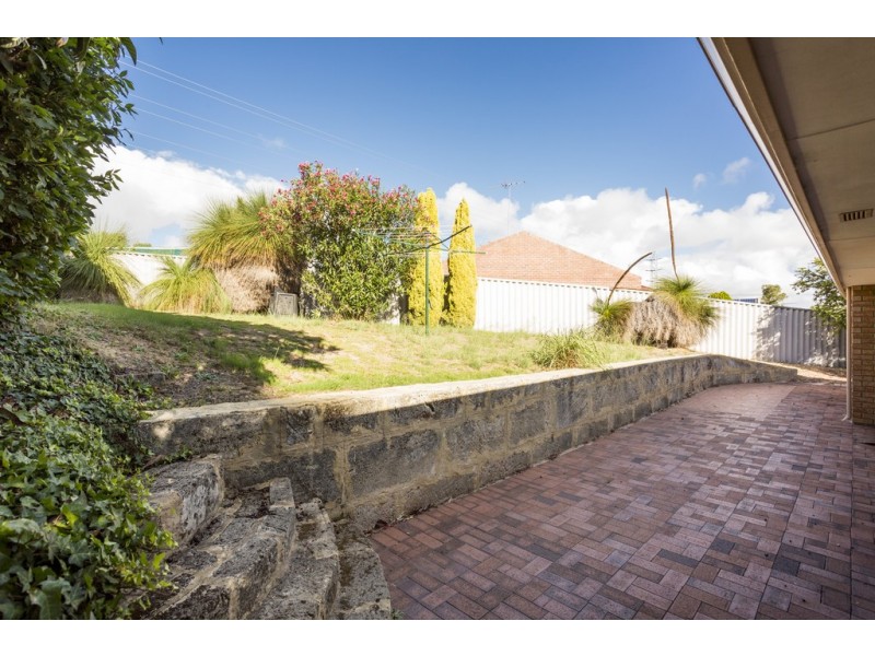 12 Bradley Ct, Samson WA 6163