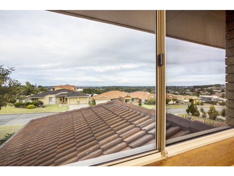 27 Stewart Way, Kardinya WA 6163