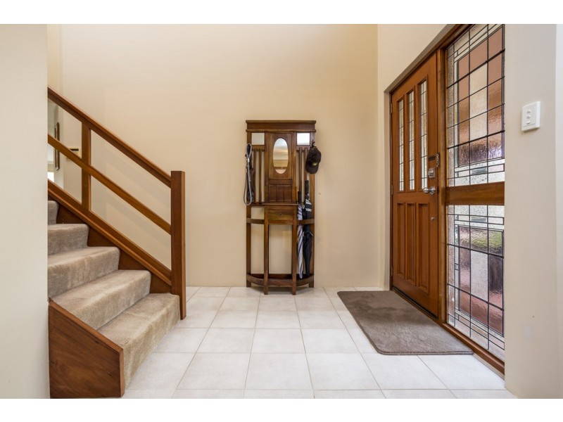 27 Stewart Way, Kardinya WA 6163