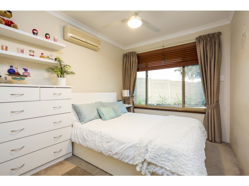 27 Stewart Way, Kardinya WA 6163