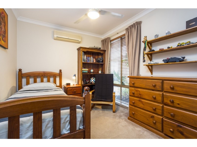 27 Stewart Way, Kardinya WA 6163