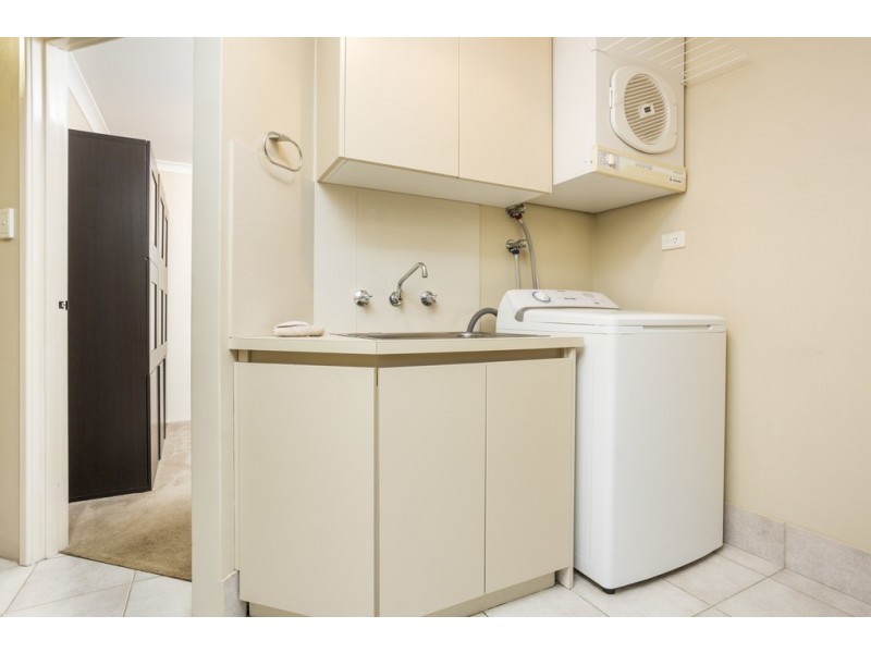 27 Stewart Way, Kardinya WA 6163