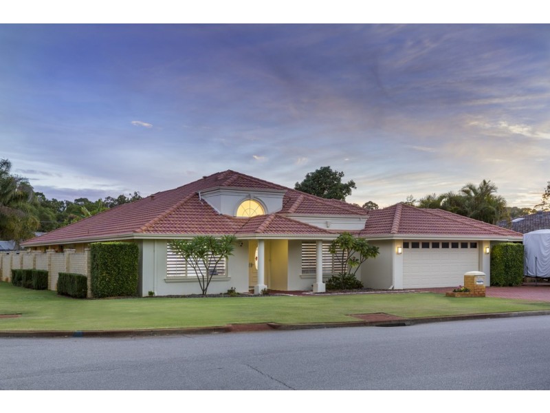 27 Aleppo Drive, Kardinya WA 6163