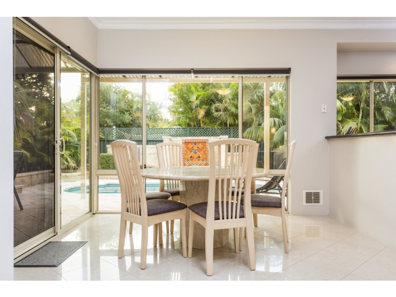 27 Aleppo Drive, Kardinya WA 6163