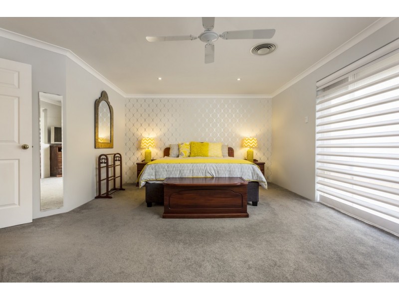 27 Aleppo Drive, Kardinya WA 6163