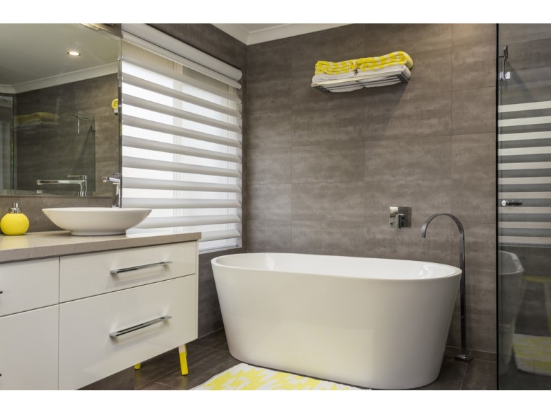 27 Aleppo Drive, Kardinya WA 6163