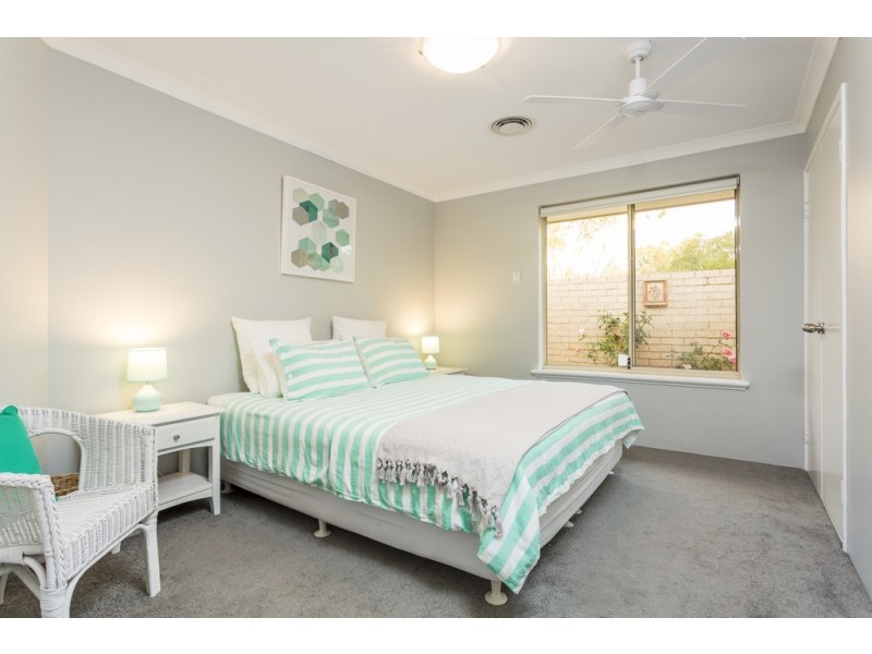 27 Aleppo Drive, Kardinya WA 6163