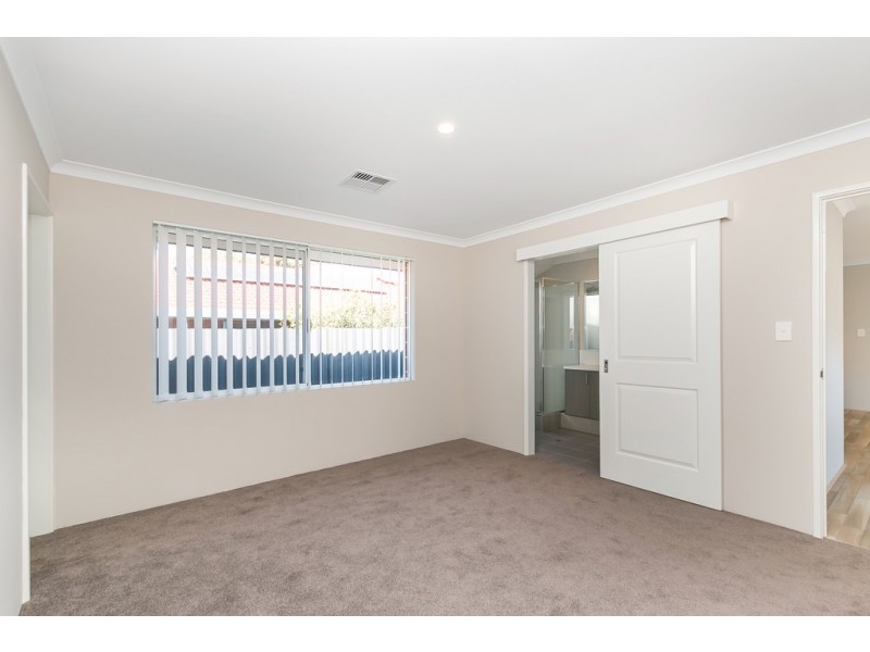 16B Maritime Ave, Kardinya WA 6163