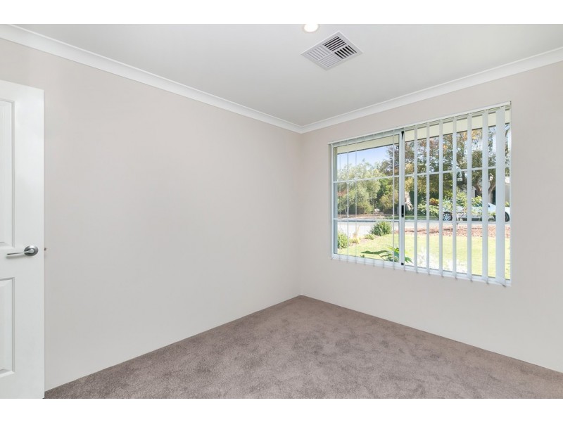 16B Maritime Ave, Kardinya WA 6163