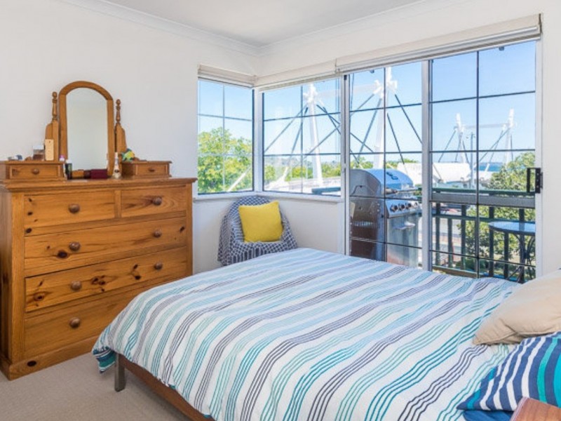 25/2 Preston Street, Como WA 6152