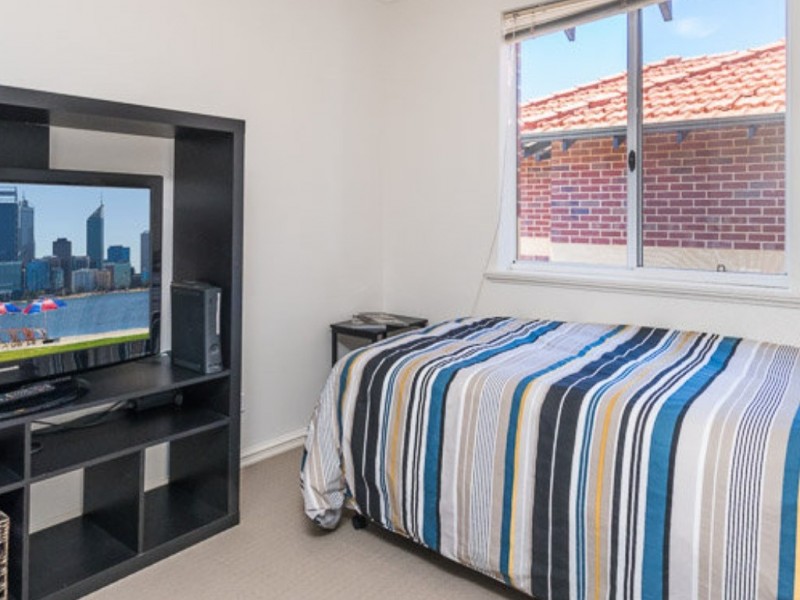 25/2 Preston Street, Como WA 6152