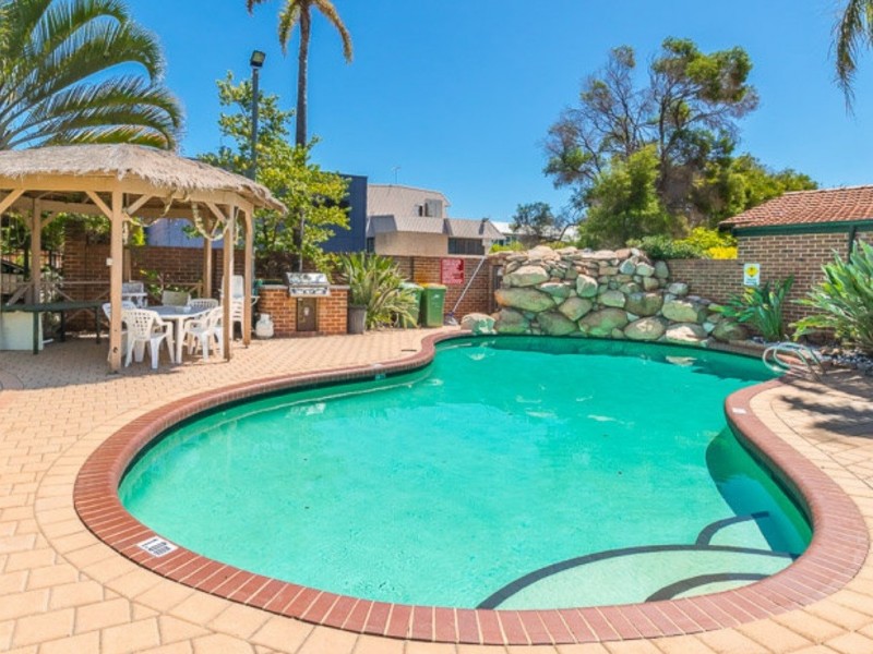 25/2 Preston Street, Como WA 6152