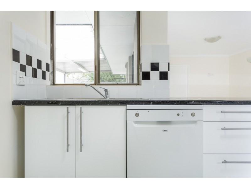 15 Windelya Road, Kardinya WA 6163