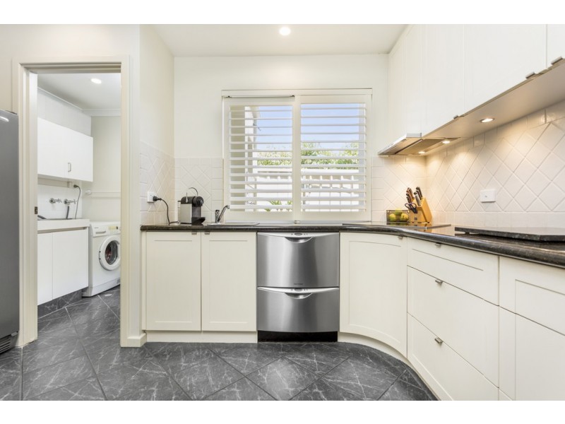 1/14 MacLeod Road, Applecross WA 6153