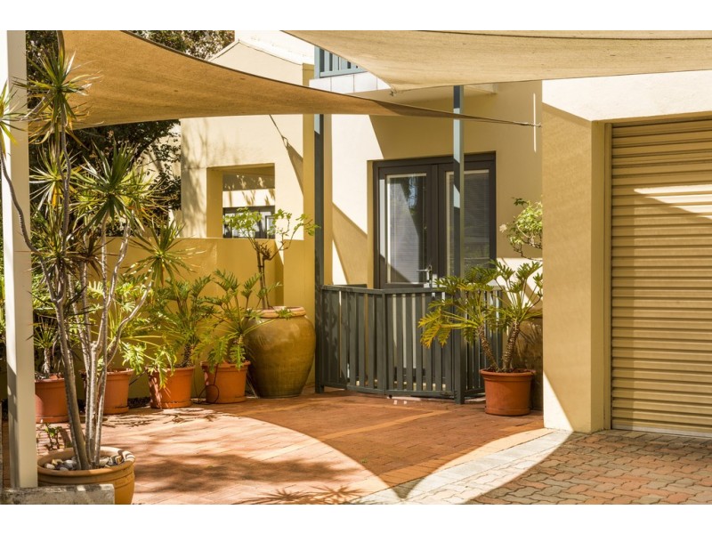 1/14 MacLeod Road, Applecross WA 6153