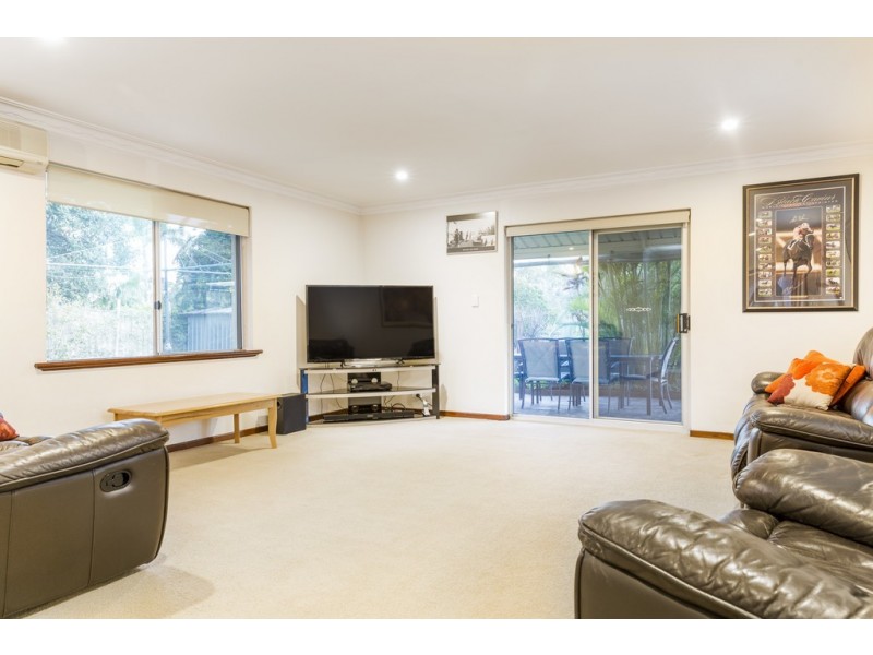 43 McBeth Way, Kardinya WA 6163