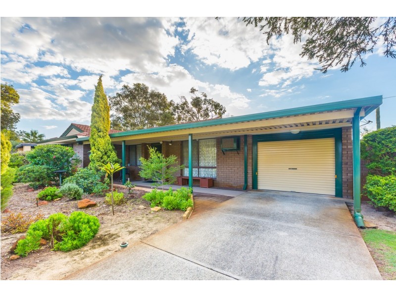 1 Grenadier Drive, Thornlie WA 6108