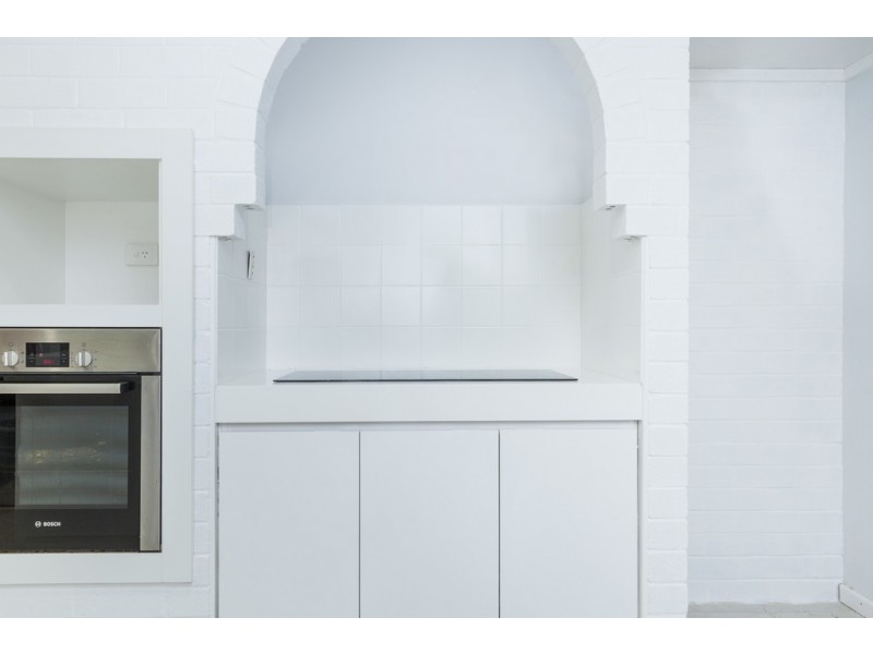 49 Anglesey Dr, Kardinya WA 6163