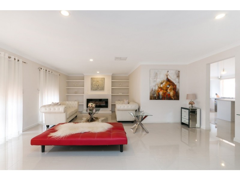 12 Wilsmore Grove, Kardinya WA 6163