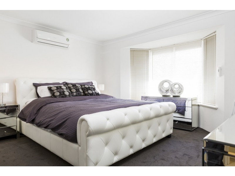 12 Wilsmore Grove, Kardinya WA 6163