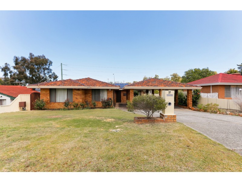 37 McBeth Way, Kardinya WA 6163