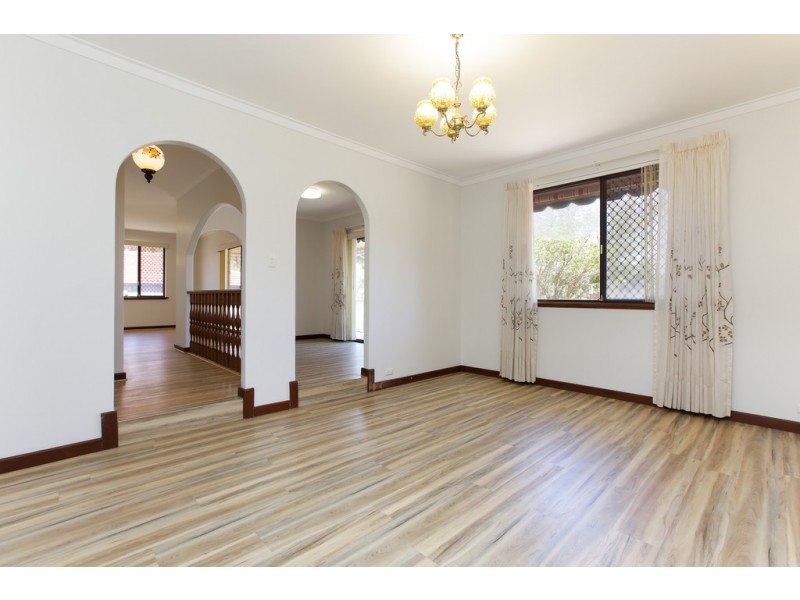 37 McBeth Way, Kardinya WA 6163