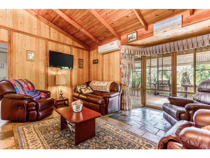 301 Bodeguero Way, Wundowie WA 6560