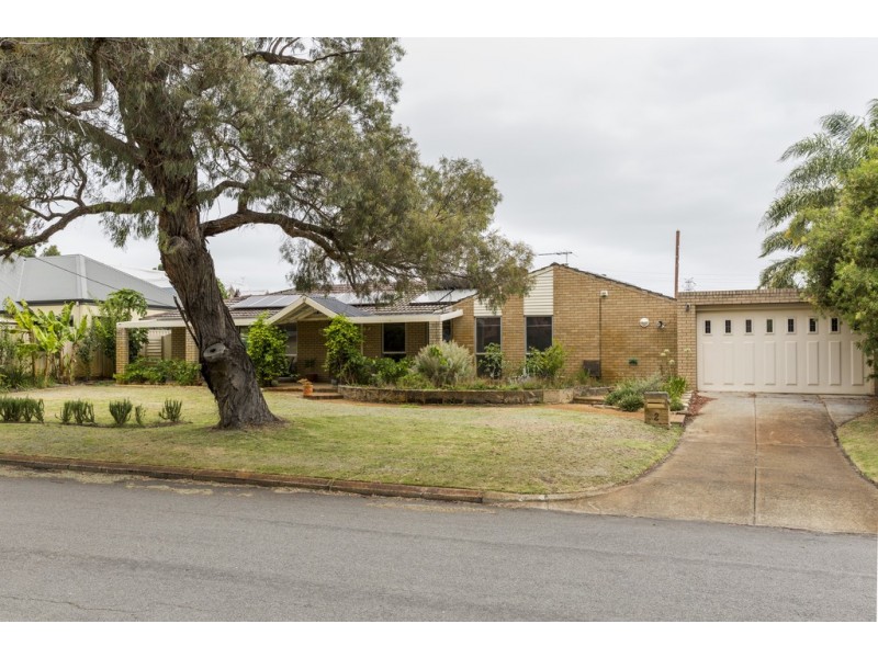 2 Aries Court, Shelley WA 6148