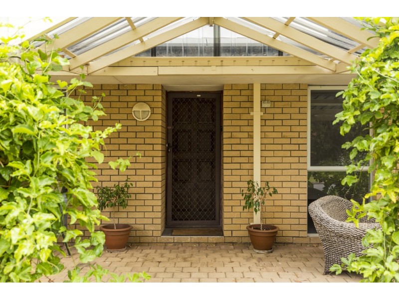 2 Aries Court, Shelley WA 6148